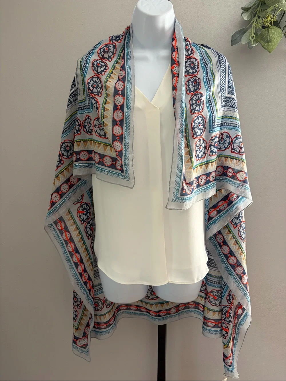 NWT Aratta Silent Journey Mulitcolor Cotton Scarf With Patterns and Embroidery